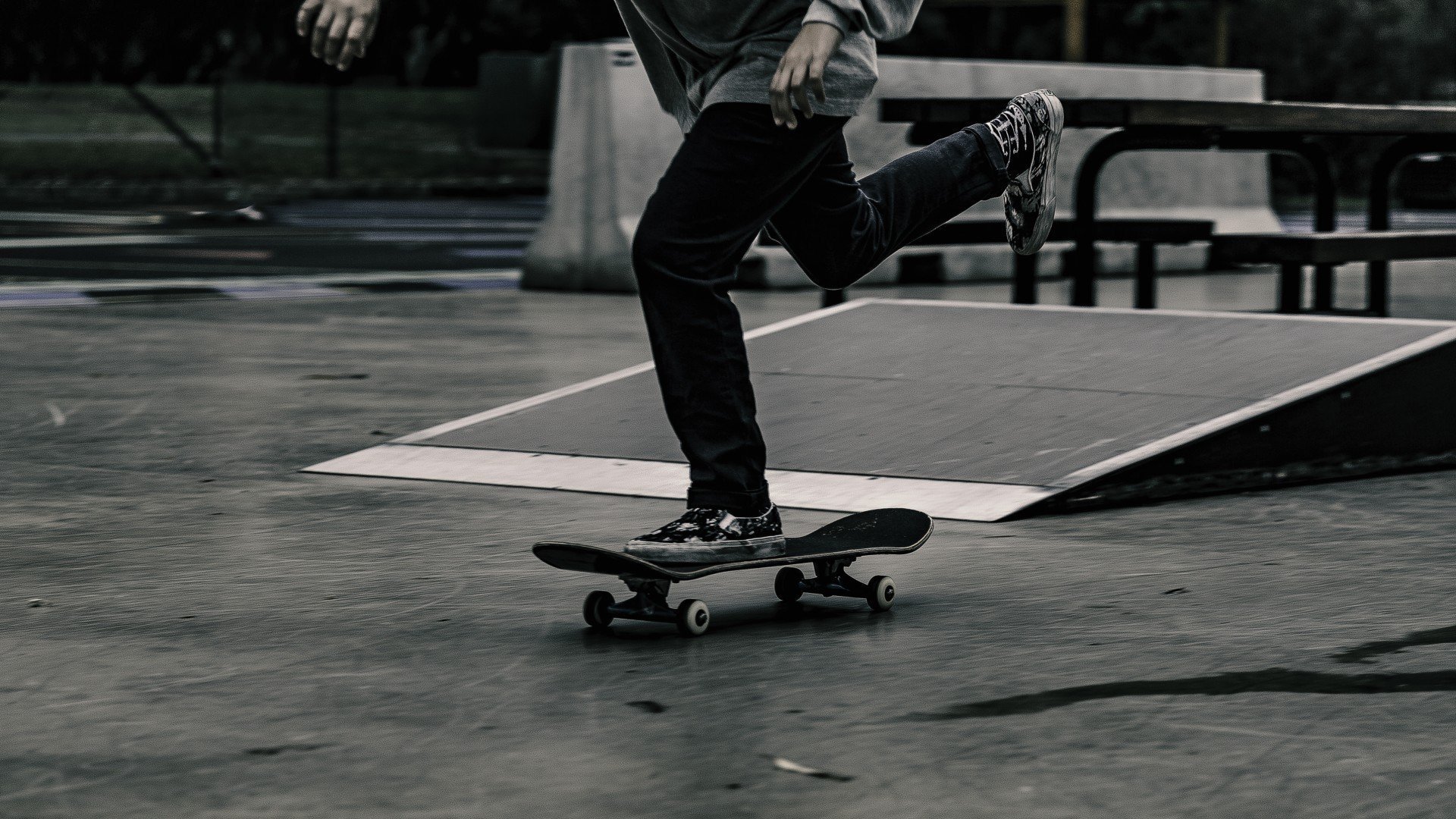 血色黎明，托纳利神兵天降，法国王朝在东京碎梦